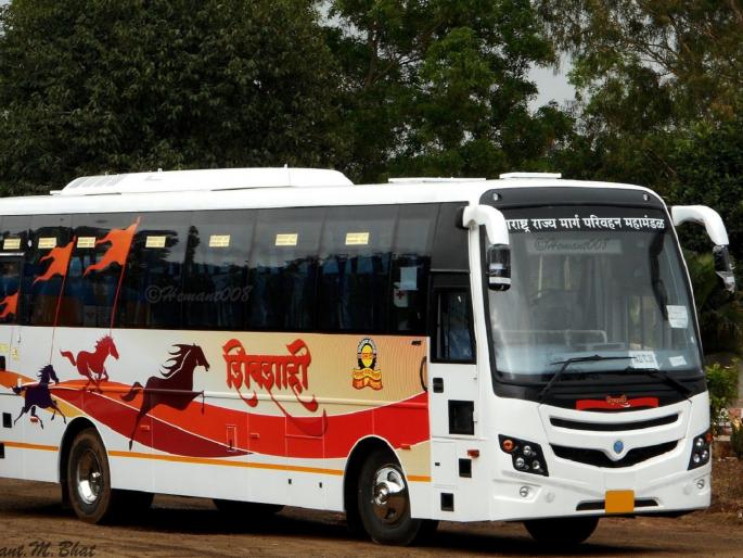 Passengers are suffering due to bullying of private Shivshahi drivers | खासगी शिवशाही चालकांच्या दादागिरीमुळे प्रवासी त्रस्त, रात्री प्रवाशांची ससेहोलपट Passengers are suffering due to bullying of private Shivshahi drivers | खासगी शिवशाही चालकांच्या दादागिरीमुळे प्रवासी त्रस्त, रात्री प्रवाशांची ससेहोलपट