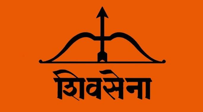 Shiv Sena currently has 'night games'! Kesarkar and Ramdas Kadam charged | शिवसेनेत सध्या ‘रात्रीस खेळ चाले’! केसरकर आणि रामदास कदमांवर जादूटोणा केल्याचा आरोप Shiv Sena currently has 'night games'! Kesarkar and Ramdas Kadam charged | शिवसेनेत सध्या ‘रात्रीस खेळ चाले’! केसरकर आणि रामदास कदमांवर जादूटोणा केल्याचा आरोप