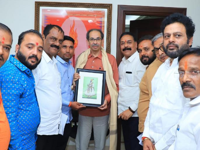Shiv Sena office bearers promised Uddhav Thackeray to elect MLA from Kolhapur North assembly constituency | तुम्ही ‘कोल्हापूर उत्तर’ द्या, आम्ही आमदार देतो; शिवसेना पदाधिकाऱ्यांनी उद्धव ठाकरे यांना दिला शब्द  Shiv Sena office bearers promised Uddhav Thackeray to elect MLA from Kolhapur North assembly constituency | तुम्ही ‘कोल्हापूर उत्तर’ द्या, आम्ही आमदार देतो; शिवसेना पदाधिकाऱ्यांनी उद्धव ठाकरे यांना दिला शब्द