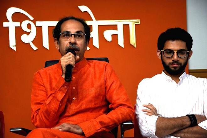 Maharashtra Election, Maharashtra Government:.. So the puppies of the abandoned government are happy; Shiv Sena Target BJP | महाराष्ट्र निवडणूक 2019 : ...म्हणून मावळलेल्या सरकारची पिल्ले खूश आहेत; शिवसेनेची भाजपावर जहरी टीका