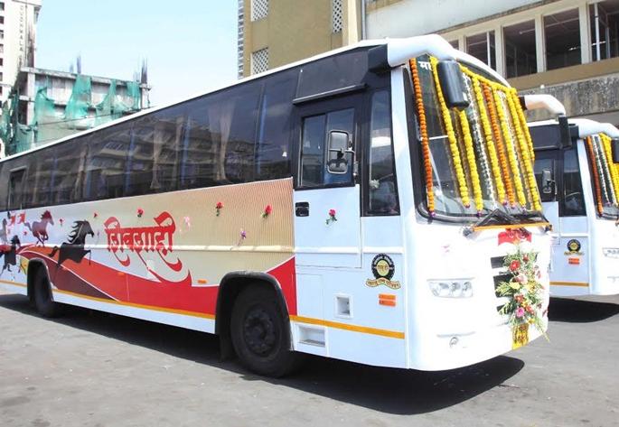 'Luxury' Shivshahi will be held for 'Semi-luxury', the journey of the passengers | ‘लक्झरी’ शिवशाही होणार ‘सेमी-लक्झरी’, प्रवासी मिळवण्यासाठी लढवली शक्कल 'Luxury' Shivshahi will be held for 'Semi-luxury', the journey of the passengers | ‘लक्झरी’ शिवशाही होणार ‘सेमी-लक्झरी’, प्रवासी मिळवण्यासाठी लढवली शक्कल