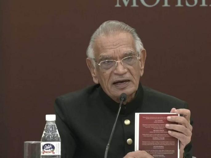 'Mahabharata' on Jihad; BJP attack on Shivraj Patil's controversial statement | जिहादवरून 'महाभारत'; शिवराज पाटलांच्या वादग्रस्त विधानावर भाजपाचा टोला 'Mahabharata' on Jihad; BJP attack on Shivraj Patil's controversial statement | जिहादवरून 'महाभारत'; शिवराज पाटलांच्या वादग्रस्त विधानावर भाजपाचा टोला