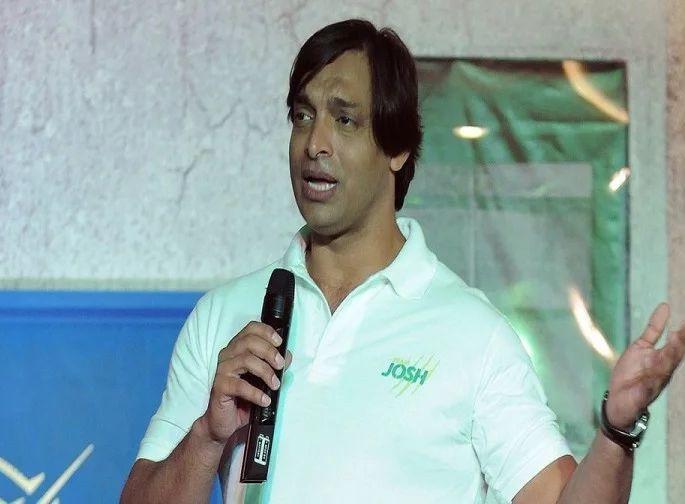 Pakistan did injustice to him because he was a Hindu cricketer; Shoaib Akhtar revel Big Secret | 'तो' क्रिकेटपटू हिंदू होता म्हणून पाकिस्तानने त्याच्यावर अन्याय केला; शोएब अख्तरचा मोठा गौप्यस्फोट...
