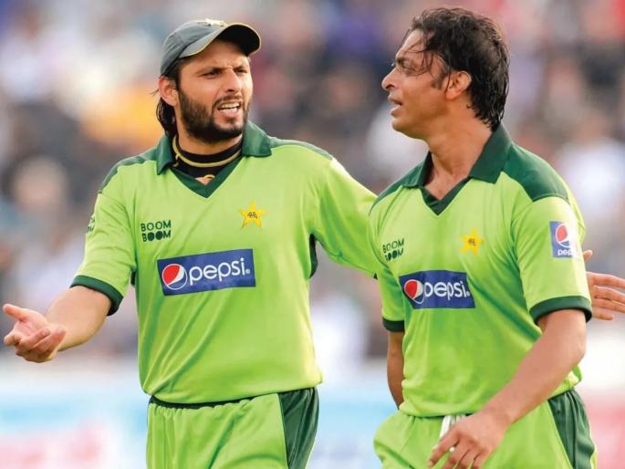 T20 World Cup postponed to accommodate IPL 2020, allege Shoaib Akhtar and Rashid Latif | IPL 2020चा मार्ग मोकळा झाल्यानं पाकिस्तानचा जळफळाट; माजी क्रिकेटपटूंचे गंभीर आरोप 
