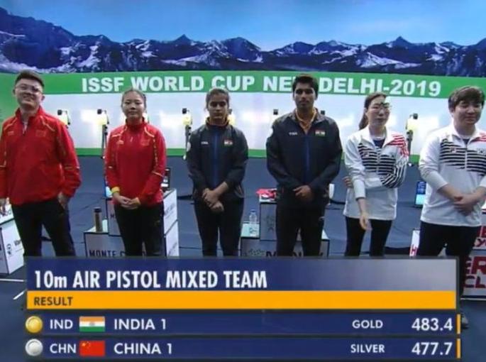 India's Manu Bhakra and Saurabh Choudhary bagged the gold medals in the Shooting World Cup | Good News... भारताच्या मनु भाकर आणि सौरभ चौधरी यांना सुवर्णपदक India's Manu Bhakra and Saurabh Choudhary bagged the gold medals in the Shooting World Cup | Good News... भारताच्या मनु भाकर आणि सौरभ चौधरी यांना सुवर्णपदक