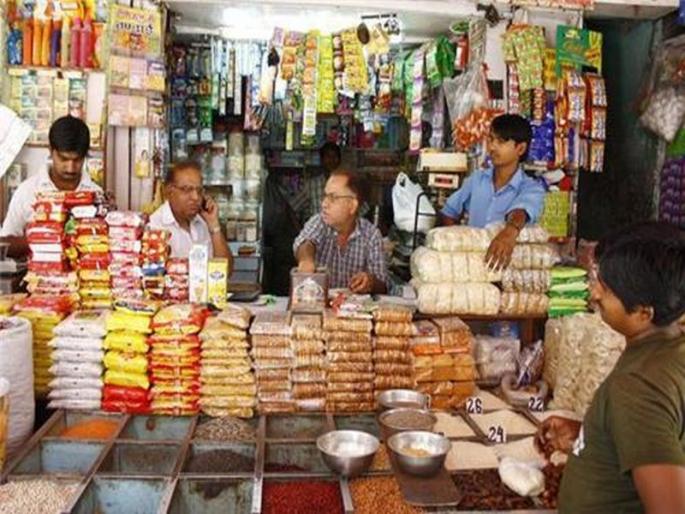 Plenty of taxes will be increased; One to four rupees will have to pay the excess | प्लॅस्टिकबंदीमुळे किराणा महागणार; एक ते चार रुपये जादा मोजावे लागणार Plenty of taxes will be increased; One to four rupees will have to pay the excess | प्लॅस्टिकबंदीमुळे किराणा महागणार; एक ते चार रुपये जादा मोजावे लागणार