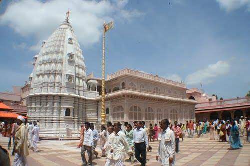 Ashadhi Ekadashi: Thousands of pilgrims enter the shegaon | आषाढी एकादशी : हजारो भाविक शेगावात दाखल Ashadhi Ekadashi: Thousands of pilgrims enter the shegaon | आषाढी एकादशी : हजारो भाविक शेगावात दाखल