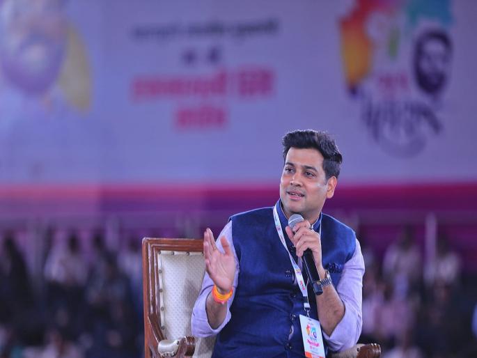 When did MP Shrikant Shinde know that Eknath Shinde went to Surat with MLAs? | एकनाथ शिंदे आमदारांसह सूरतला गेले हे खासदार श्रीकांत शिंदेंना कधी कळलं? When did MP Shrikant Shinde know that Eknath Shinde went to Surat with MLAs? | एकनाथ शिंदे आमदारांसह सूरतला गेले हे खासदार श्रीकांत शिंदेंना कधी कळलं?