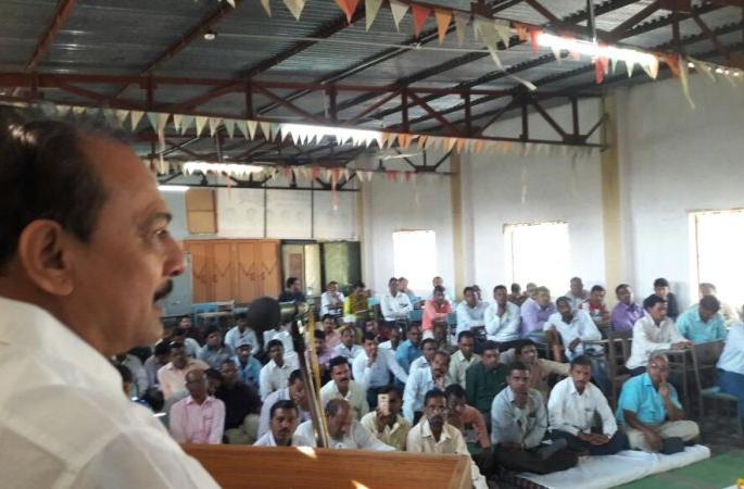 Shrikant Deshpande | शिक्षकांच्या समस्या हिवाळी अधिवेशनात मार्गी लावणार - श्रीकांत देशपांडे Shrikant Deshpande | शिक्षकांच्या समस्या हिवाळी अधिवेशनात मार्गी लावणार - श्रीकांत देशपांडे