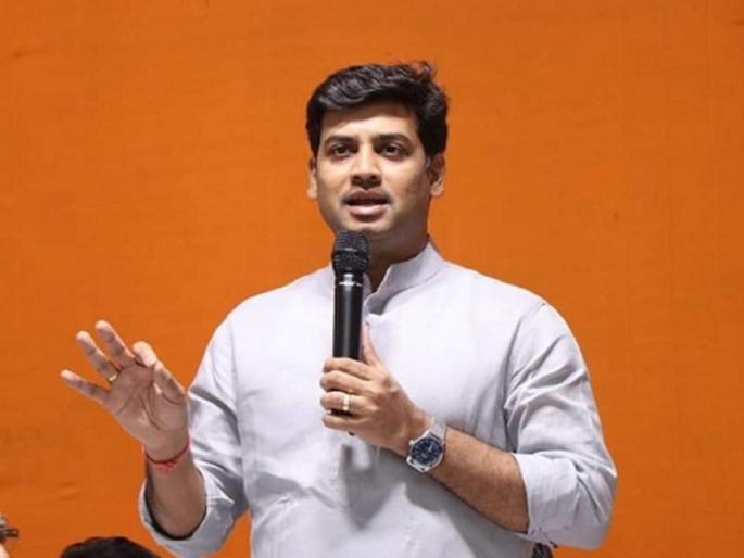 Talks that BJP suggested a new face; But Shrikant Shinde announced his candidacy for MP in front of everyone! | भाजपने नवा चेहरा सुचवल्याची चर्चा; मात्र श्रीकांत शिंदेंनी सर्वांसमोर जाहीर केली खासदाराला उमेदवारी!