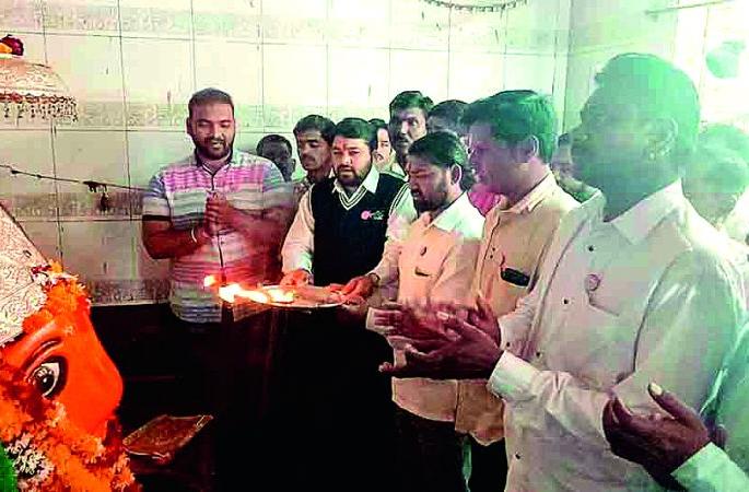 In the new year, the government has got goodwill for farmers | नववर्षात सरकारला शेतकर्‍यांसाठी सद्बुद्धी येवो - तुपकर
