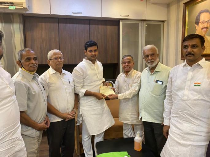 Shiv Sena MP Dr Shrikant Shinde donates Rs 5 lakh for construction of Ram Mandir | शिवसेना खासदार डॉ. श्रीकांत शिंदे यांच्याकडून राम मंदिर उभारणीसाठी ५ लाखांची देणगी