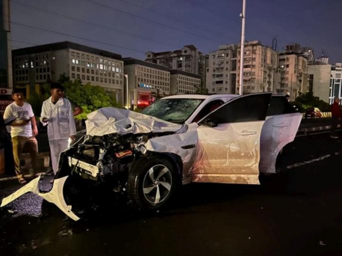 The accused was a student, while the father turned out to be a builder; The driver who blew up 9 people was arrested by the police | आरोपी विद्यार्थी, तर वडील बिल्डर निघाला; ९ जणांना उडवणाऱ्या चालकाला पोलिसांकडून अटक The accused was a student, while the father turned out to be a builder; The driver who blew up 9 people was arrested by the police | आरोपी विद्यार्थी, तर वडील बिल्डर निघाला; ९ जणांना उडवणाऱ्या चालकाला पोलिसांकडून अटक