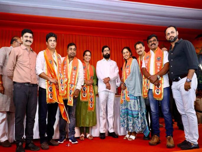 Marathi actors including Bigg Boss fame actress sharmishtha raut join CM Eknath Shinde's Shiv Sena | Bigg Boss फेम अभिनेत्रीसह मराठी कलाकारांचा मुख्यमंत्री एकनाथ शिंदेंच्या शिवसेनेत प्रवेश Marathi actors including Bigg Boss fame actress sharmishtha raut join CM Eknath Shinde's Shiv Sena | Bigg Boss फेम अभिनेत्रीसह मराठी कलाकारांचा मुख्यमंत्री एकनाथ शिंदेंच्या शिवसेनेत प्रवेश