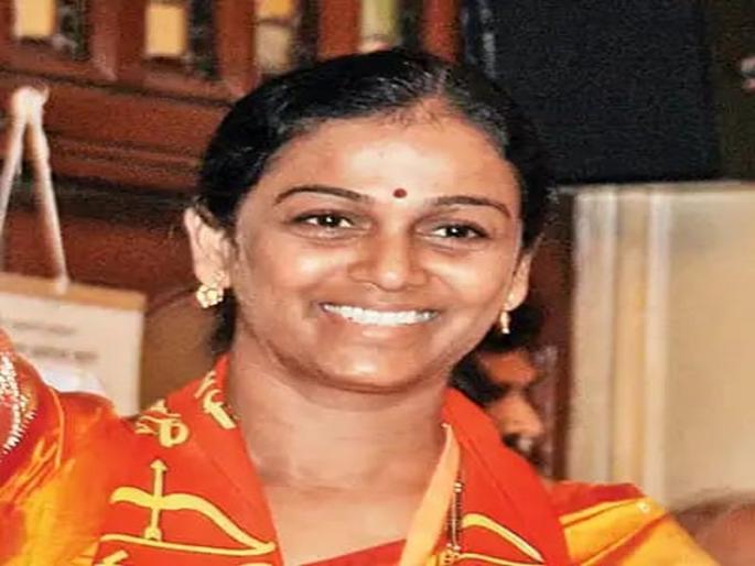 shubha raul says about honey bees in mumbai | मधमाश्यांची पोळी नष्ट करणं ठरेल धोक्याची घंटा - डॉ.शुभा राऊळ shubha raul says about honey bees in mumbai | मधमाश्यांची पोळी नष्ट करणं ठरेल धोक्याची घंटा - डॉ.शुभा राऊळ