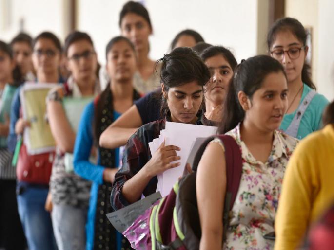 Given the current slow pace and technical hurdles completion of the 11th admission process was delay | अकरावी प्रवेशाचा घोळ! शिक्षण खात्याचा भोंगळ कारभार, कासवगतीने प्रक्रिया सुरू Given the current slow pace and technical hurdles completion of the 11th admission process was delay | अकरावी प्रवेशाचा घोळ! शिक्षण खात्याचा भोंगळ कारभार, कासवगतीने प्रक्रिया सुरू