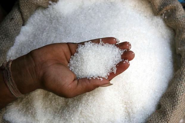 Sugar production in the country is 5 lakh tonnes; Maharashtra ranked second | देशातील साखर उत्पादन २१० लाख टन; महाराष्ट्र दुसऱ्या स्थानावर Sugar production in the country is 5 lakh tonnes; Maharashtra ranked second | देशातील साखर उत्पादन २१० लाख टन; महाराष्ट्र दुसऱ्या स्थानावर