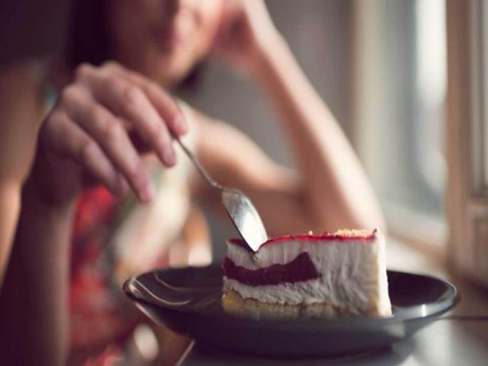 Sugar is harmful for your skin | जेवणानंतर म्हणतं असाल 'कुछ मीठा हो जाये'; तर असं पडेल महागात!