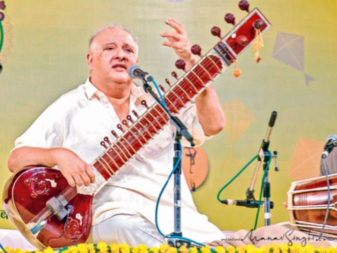 A diamond should shine on its own, it shouldn't have to be shown! Renowned sitar player Shujaat Khan's exclusive interview with 'Lokmat' | हिरा स्वतःच चमकला पाहिजे, तो दाखवावा लागू नये! प्रख्यात सितार वादक शुजात खान यांची ‘लोकमत’ला विशेष मुलाखत A diamond should shine on its own, it shouldn't have to be shown! Renowned sitar player Shujaat Khan's exclusive interview with 'Lokmat' | हिरा स्वतःच चमकला पाहिजे, तो दाखवावा लागू नये! प्रख्यात सितार वादक शुजात खान यांची ‘लोकमत’ला विशेष मुलाखत