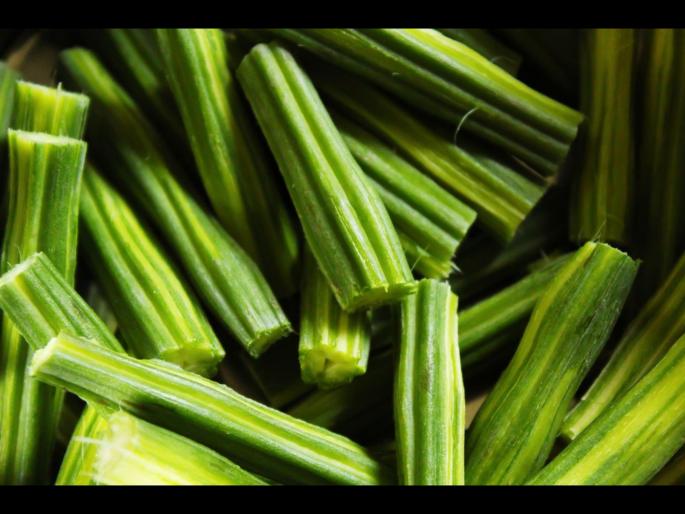 5 amazing health benefits of moringa drumsticks lowers bad cholesterol, control blood sugar level | कोलेस्ट्रॉल आणि डायबिटीस कंट्रोल करण्यात फायदेशीर आहेत या शेंगा, फायदे वाचून रोज खाल... 5 amazing health benefits of moringa drumsticks lowers bad cholesterol, control blood sugar level | कोलेस्ट्रॉल आणि डायबिटीस कंट्रोल करण्यात फायदेशीर आहेत या शेंगा, फायदे वाचून रोज खाल...