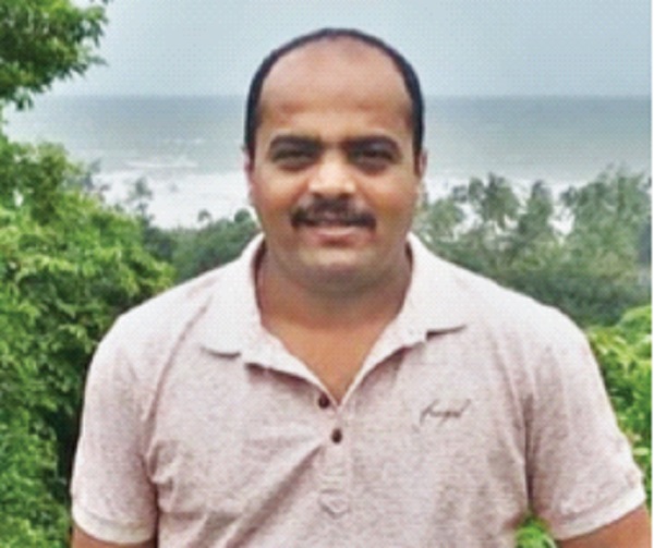 The light of social commitment on Marathi theater ...! | मराठी रंगभूमीवर सामाजिक बांधिलकीचा प्रकाशझोत...! The light of social commitment on Marathi theater ...! | मराठी रंगभूमीवर सामाजिक बांधिलकीचा प्रकाशझोत...!