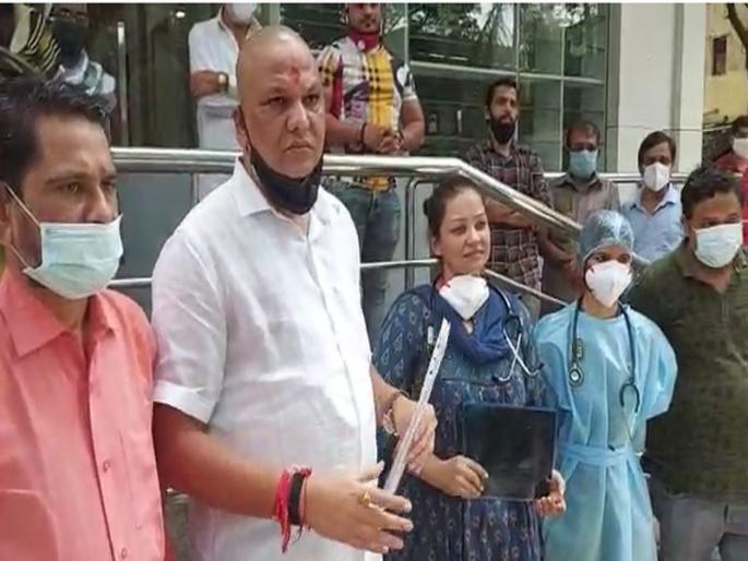 Why the insistence on expensive injections for coronary heart disease by private doctors; MNS question | खाजगी डॉक्टरांकडून कोविडबाधित रुग्णांसाठी महागड्या इंजेक्शनचा अट्टाहास का; मनसेचा सवाल  Why the insistence on expensive injections for coronary heart disease by private doctors; MNS question | खाजगी डॉक्टरांकडून कोविडबाधित रुग्णांसाठी महागड्या इंजेक्शनचा अट्टाहास का; मनसेचा सवाल