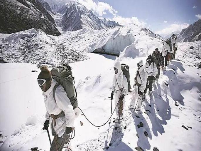 Army Jawans Not Getting Adequate Calories In Siachen Says Cag Report | जवानांना आवश्यकतेनुसार जेवण, कपडे मिळत नाहीत; कॅगचा ठपका! Army Jawans Not Getting Adequate Calories In Siachen Says Cag Report | जवानांना आवश्यकतेनुसार जेवण, कपडे मिळत नाहीत; कॅगचा ठपका!