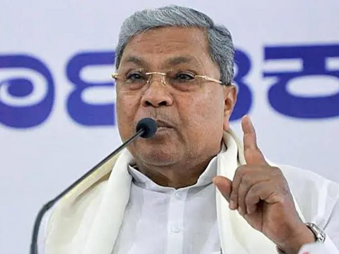 Will Congress remove Siddaramaiah Controversy flares up again over CM post in Karnataka, MLAs from DK group camp in Delhi | काँग्रेस सिद्धारामय्यांना हटवणार? कर्नाटकात CM पदावरून पुन्हा वाद पेटला, डीके गटातील आमदारांनी दिल्लीत तळ ठोकला