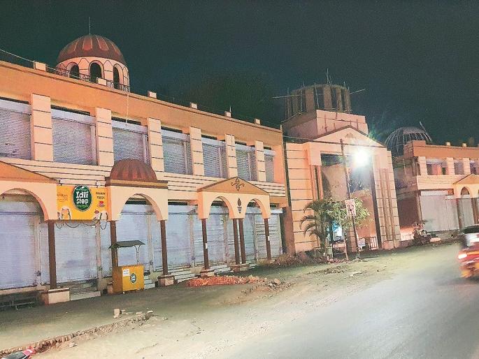 'Build, use and name urself'; BOT contractor became owner of the municipal shops | 'बांधा, वापरा अन नावावर करा'; महापालिकेच्या दुकानांचा चक्क बीओटी कंत्राटदार झाला मालक 'Build, use and name urself'; BOT contractor became owner of the municipal shops | 'बांधा, वापरा अन नावावर करा'; महापालिकेच्या दुकानांचा चक्क बीओटी कंत्राटदार झाला मालक