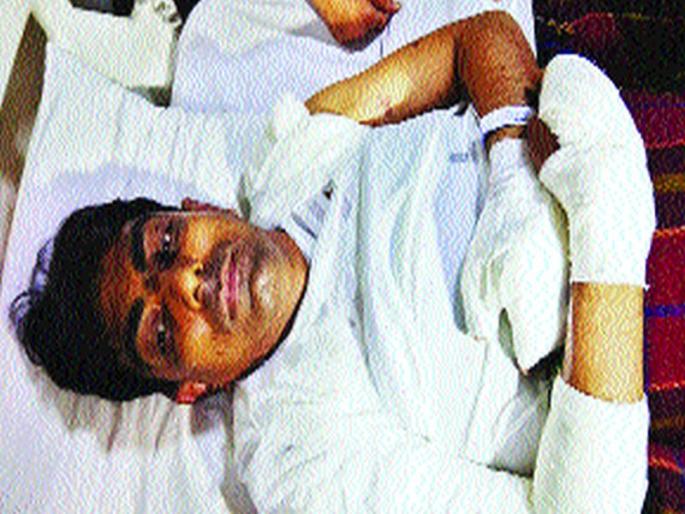 The narrow way to escape was fatal | #KamalaMillsFire: बाहेर पडण्याचा अरुंद मार्ग ठरला जीवघेणा The narrow way to escape was fatal | #KamalaMillsFire: बाहेर पडण्याचा अरुंद मार्ग ठरला जीवघेणा