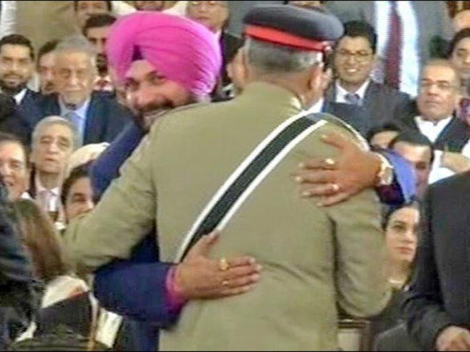 Pakistan denies Navjyot Singh Siddhu statement | पाकिस्तानने नवज्योत सिंंग सिद्धूंना पाडले तोंडघशी, तो दावा ठरवला खोटा Pakistan denies Navjyot Singh Siddhu statement | पाकिस्तानने नवज्योत सिंंग सिद्धूंना पाडले तोंडघशी, तो दावा ठरवला खोटा