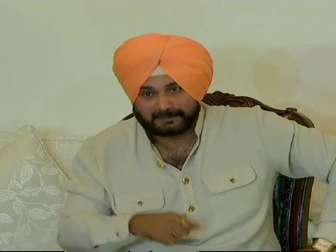 Navjot Singh Sidhu Rresigns: So Sidhu abruptly resigned, these are the reasons for displeasure | म्हणून सिद्धूंनी तडकाफडकी दिला राजीनामा, ही आहेत नाराजीची कारणे, सोनिया गांधींना पाठवलेल्या पत्रात लिहितात की... Navjot Singh Sidhu Rresigns: So Sidhu abruptly resigned, these are the reasons for displeasure | म्हणून सिद्धूंनी तडकाफडकी दिला राजीनामा, ही आहेत नाराजीची कारणे, सोनिया गांधींना पाठवलेल्या पत्रात लिहितात की...