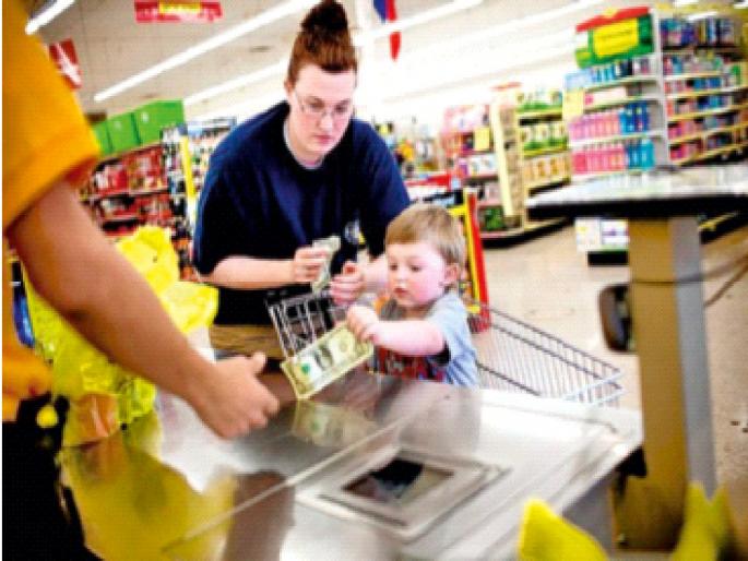 It is difficult to get ‘goods are cheap rate’! Stop China's 'monopoly'! | ‘रस्ते का माल सस्ते’ मे मिळणं अवघड! चीनच्या ‘मक्तेदारी’ला आळा!  It is difficult to get ‘goods are cheap rate’! Stop China's 'monopoly'! | ‘रस्ते का माल सस्ते’ मे मिळणं अवघड! चीनच्या ‘मक्तेदारी’ला आळा!