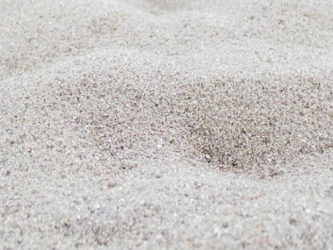 Trading license from Silica Compromise in Casarde area | कासार्डे परिसरातील सिलिकाची तडजोडीतून ट्रेडिंग लायसन्स Trading license from Silica Compromise in Casarde area | कासार्डे परिसरातील सिलिकाची तडजोडीतून ट्रेडिंग लायसन्स