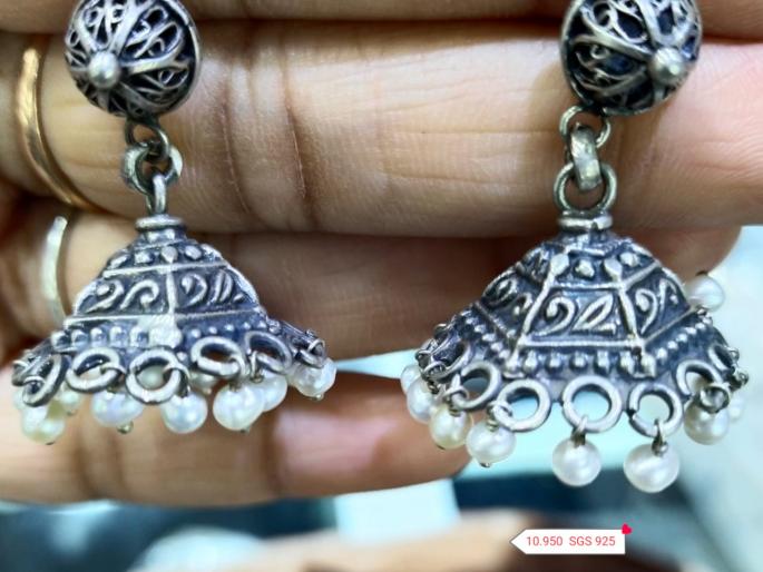 purchase more months as rates increase silver to be taken only on akshaya tritiya | दर वाढतील म्हणून अधिक महिन्याची खरेदी; अक्षयतृतीयेलाच घेतली जावयांसाठी चांदी