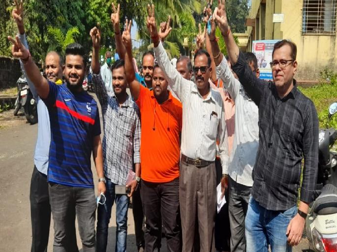 Results of Gram Panchayat by election in Sawantwadi taluka announced | सावंतवाडी तालुक्यातील ग्रामपंचायतींच्या पोटनिवडणुकीत संमिश्र कौल Results of Gram Panchayat by election in Sawantwadi taluka announced | सावंतवाडी तालुक्यातील ग्रामपंचायतींच्या पोटनिवडणुकीत संमिश्र कौल