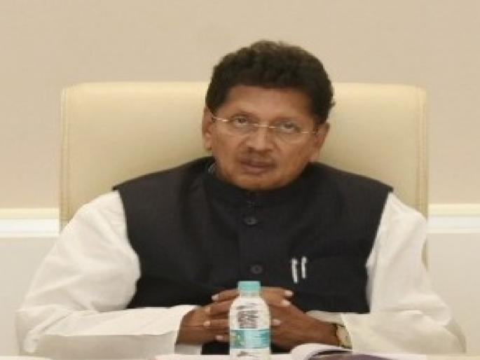 Will Education Minister start CityET Exam Center in Sindhudurga, Question by Parashuram Uparkar | शिक्षणमंत्री सिंधुदुर्गात सिटीईटी परीक्षा केंद्र सुरू करतील का?, परशुराम उपरकर यांचा सवाल