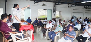 Eight days strict public curfew in Kankavali from September 20 to 27! | कणकवलीत २० ते २७ सप्टेंबर कालावधीत आठ दिवस कडक जनता कर्फ्यू ! Eight days strict public curfew in Kankavali from September 20 to 27! | कणकवलीत २० ते २७ सप्टेंबर कालावधीत आठ दिवस कडक जनता कर्फ्यू !