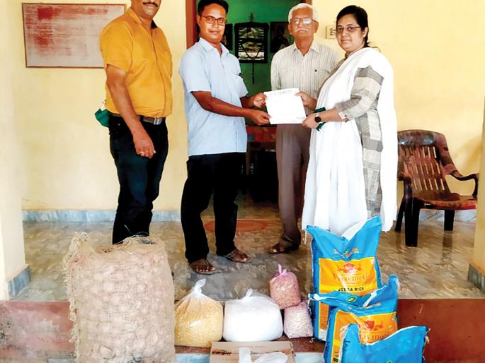 Provide essential items to the school of the mentally ill | मतिमंदांच्या शाळेला जीवनावश्यक वस्तू प्रदान Provide essential items to the school of the mentally ill | मतिमंदांच्या शाळेला जीवनावश्यक वस्तू प्रदान