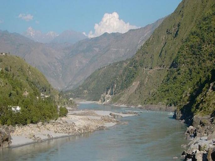 india is working on priority to stopping water of ravi beas satluj to pakistan | मोदी सरकार पाकिस्तानला मोठा झटका देण्याच्या तयारीत, रोखणार 'या' तीन नद्यांचं पाणी india is working on priority to stopping water of ravi beas satluj to pakistan | मोदी सरकार पाकिस्तानला मोठा झटका देण्याच्या तयारीत, रोखणार 'या' तीन नद्यांचं पाणी
