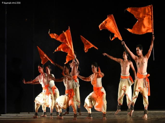 'Sindhu Nritya Mahotsav start with 'Shrimant Yogi' drama | ‘श्रीमंत योगी’नाटयाविष्काराने सिंधू नृत्यमहोत्सवाला सुरूवात 'Sindhu Nritya Mahotsav start with 'Shrimant Yogi' drama | ‘श्रीमंत योगी’नाटयाविष्काराने सिंधू नृत्यमहोत्सवाला सुरूवात