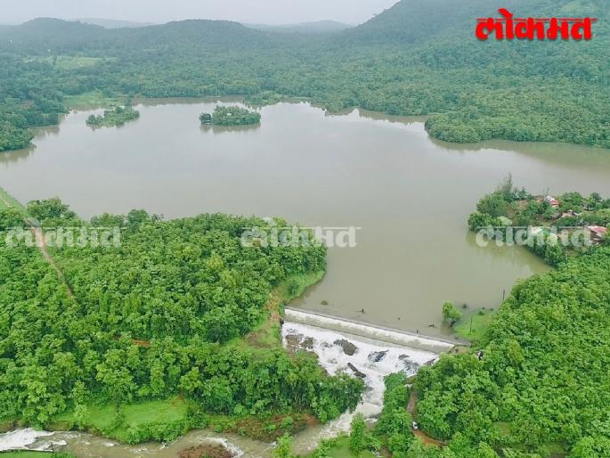continuous rain continues In Sindhudurg, Harkul dam overflows; Highest rainfall in Dodamarg taluka | सिंधुदुर्गात पावसाची संततधार सुरूच, हरकुळ धरण झाले ओव्हरफ्लो; दोडामार्ग तालुक्यात सर्वाधिक पाऊस continuous rain continues In Sindhudurg, Harkul dam overflows; Highest rainfall in Dodamarg taluka | सिंधुदुर्गात पावसाची संततधार सुरूच, हरकुळ धरण झाले ओव्हरफ्लो; दोडामार्ग तालुक्यात सर्वाधिक पाऊस