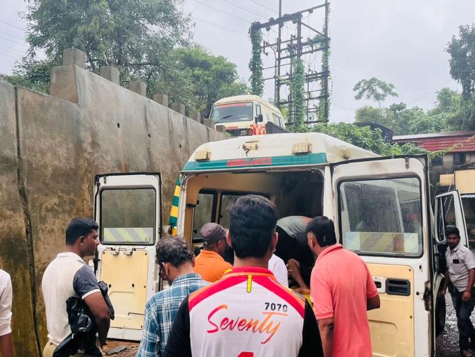 Sindhudurg: In Sindhudurg District, Kolgaon, 9 people were poisoned by Alambi, three in critical condition. | Sindhudurg: सिंधुदुर्ग जिल्ह्यातील कोलगाव येथे ९ जणांना अळंबीतून विषबाधा, तिघेजण अत्यवस्थ Sindhudurg: In Sindhudurg District, Kolgaon, 9 people were poisoned by Alambi, three in critical condition. | Sindhudurg: सिंधुदुर्ग जिल्ह्यातील कोलगाव येथे ९ जणांना अळंबीतून विषबाधा, तिघेजण अत्यवस्थ