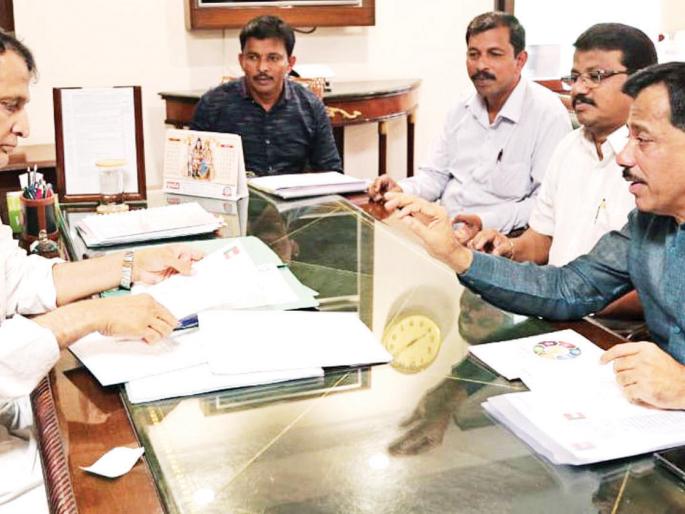 Sindhudurg: Center will implement breakwater harbor plan: Rajan Teli | सिंधुदुर्ग : केंद्र ब्रेक वॉटर हार्बर योजना राबविणार : राजन तेली Sindhudurg: Center will implement breakwater harbor plan: Rajan Teli | सिंधुदुर्ग : केंद्र ब्रेक वॉटर हार्बर योजना राबविणार : राजन तेली