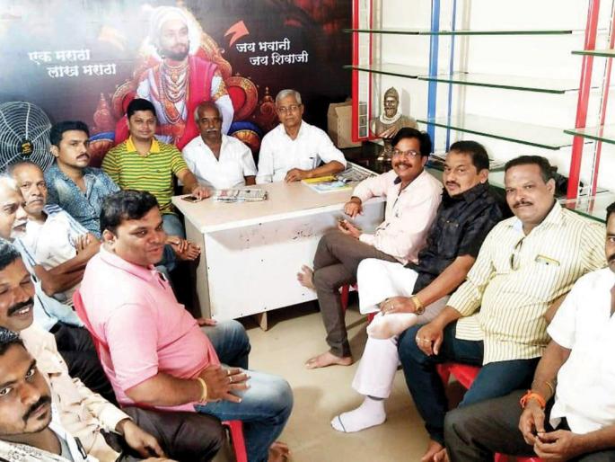Maratha Reservation: Sindhudurg: Jail Bharo Movement to peace, appease Maratha community leaders: Planning meeting in Kankavli | Maratha Reservation : सिंधुदुर्ग : जेलभरो आंदोलन शांततेत करा, मराठा समाज नेत्यांचे आवाहन : कणकवलीत नियोजन बैठक Maratha Reservation: Sindhudurg: Jail Bharo Movement to peace, appease Maratha community leaders: Planning meeting in Kankavli | Maratha Reservation : सिंधुदुर्ग : जेलभरो आंदोलन शांततेत करा, मराठा समाज नेत्यांचे आवाहन : कणकवलीत नियोजन बैठक