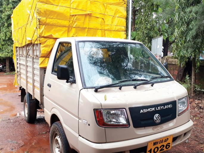 Five thieves caught fire | पाच चोरट्यांना रंगेहाथ पकडले-तिघे पोलीस ठाण्यात हजर Five thieves caught fire | पाच चोरट्यांना रंगेहाथ पकडले-तिघे पोलीस ठाण्यात हजर