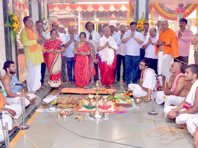 Paramhans Bhalchandra Maharaj's death anniversary celebrations begin in a spirit of atmosphere | परमहंस भालचंद्र महाराज यांच्या पुण्यतिथी महोत्सवास भावपूर्ण वातावरणात प्रारंभ Paramhans Bhalchandra Maharaj's death anniversary celebrations begin in a spirit of atmosphere | परमहंस भालचंद्र महाराज यांच्या पुण्यतिथी महोत्सवास भावपूर्ण वातावरणात प्रारंभ
