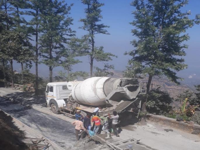 Sinhagad Ghat road has been closed for three months from today | सिंहगड घाट रस्ता आजपासून तीन महिने दुरुस्तीसाठी बंद  Sinhagad Ghat road has been closed for three months from today | सिंहगड घाट रस्ता आजपासून तीन महिने दुरुस्तीसाठी बंद