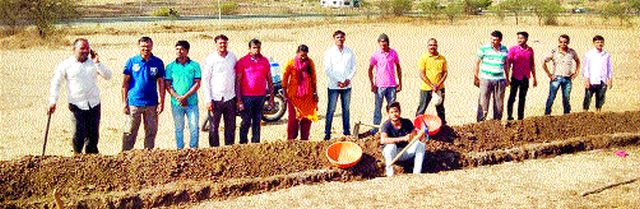 Training by 350 Representatives | ३५० प्रतिनिधींनी घेतले प्रशिक्षण