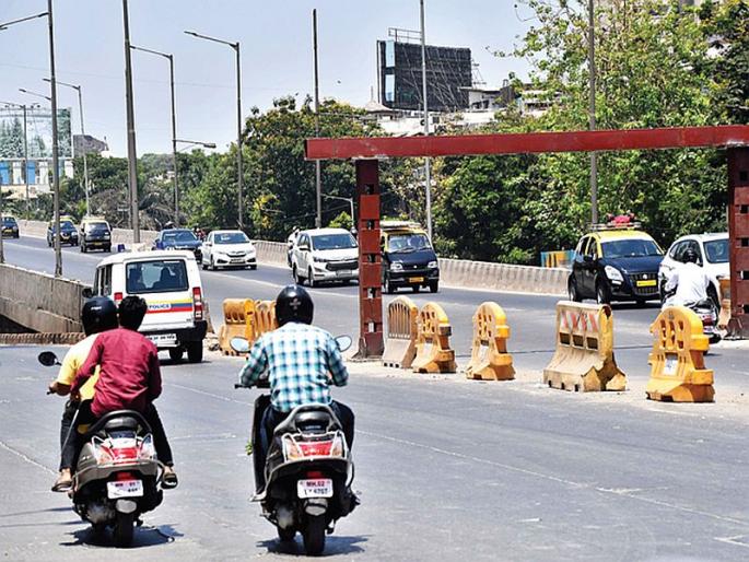 The final work on the repair work of Sion flyover bridge; Four days a week Closed for bridge transportation | सायन उड्डाणपुलाच्या दुरुस्ती कामाला अखेर मुहूर्त; आठवड्यातील चार दिवस पूल वाहतुकीसाठी बंद The final work on the repair work of Sion flyover bridge; Four days a week Closed for bridge transportation | सायन उड्डाणपुलाच्या दुरुस्ती कामाला अखेर मुहूर्त; आठवड्यातील चार दिवस पूल वाहतुकीसाठी बंद